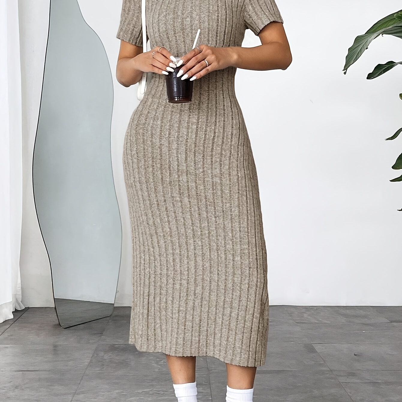 

[elegant 1pc Knit Tunic Dress] Elegant Knit Tunic Dress For Women, Polyester , Crew Neck, Short Sleeve, Solid Color, Midi Length, Loose Fit, , For Spring/fall