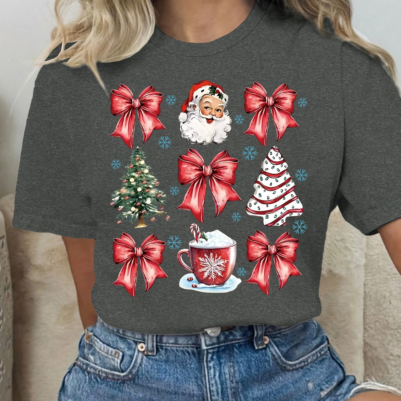 

Women's Plus Size Christmas Tee - Round , ,