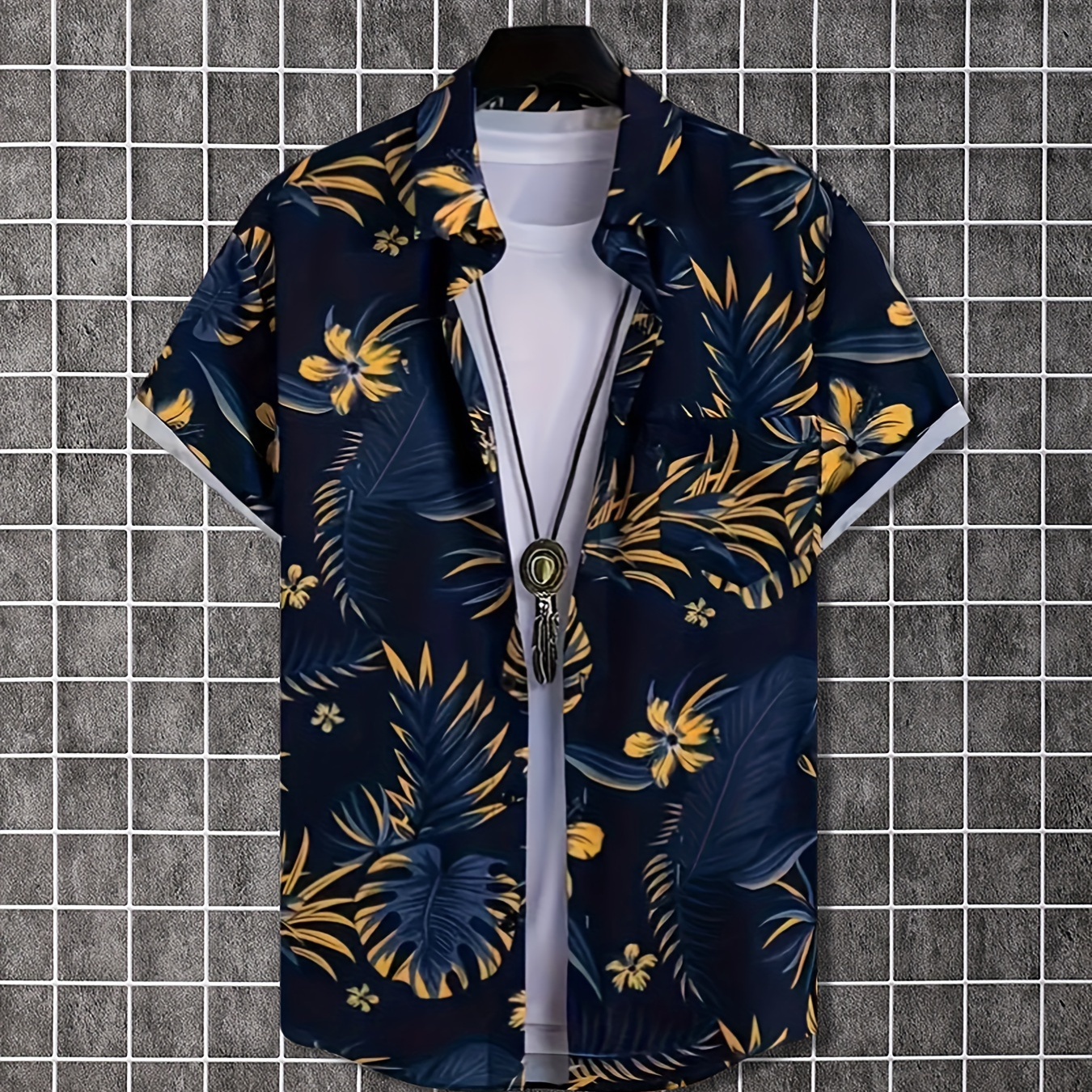 

Men's Short Sleeve Button-up Shirt With Fancy Print, Casual Summer Hawaiian Style, Daily Vacation Beachwear For Men