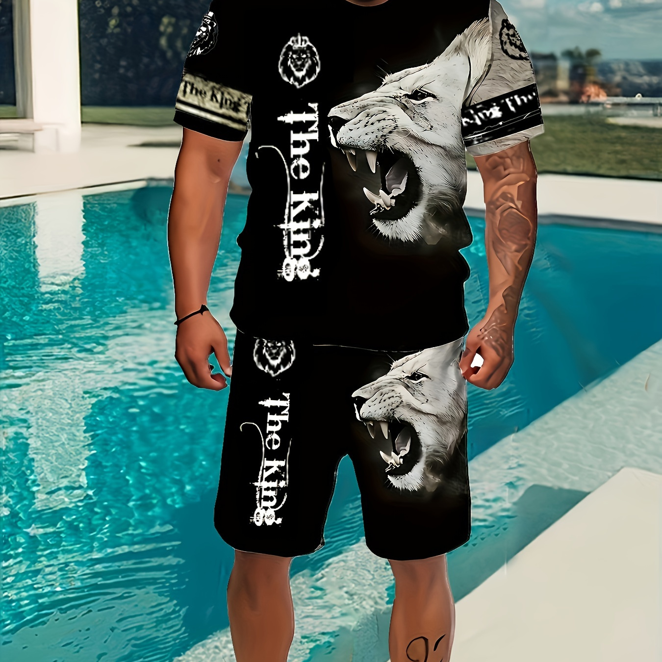 

Plus Size Men's Fierce Lion Digital Print Crew Neck Shirt Shorts Set For Summer