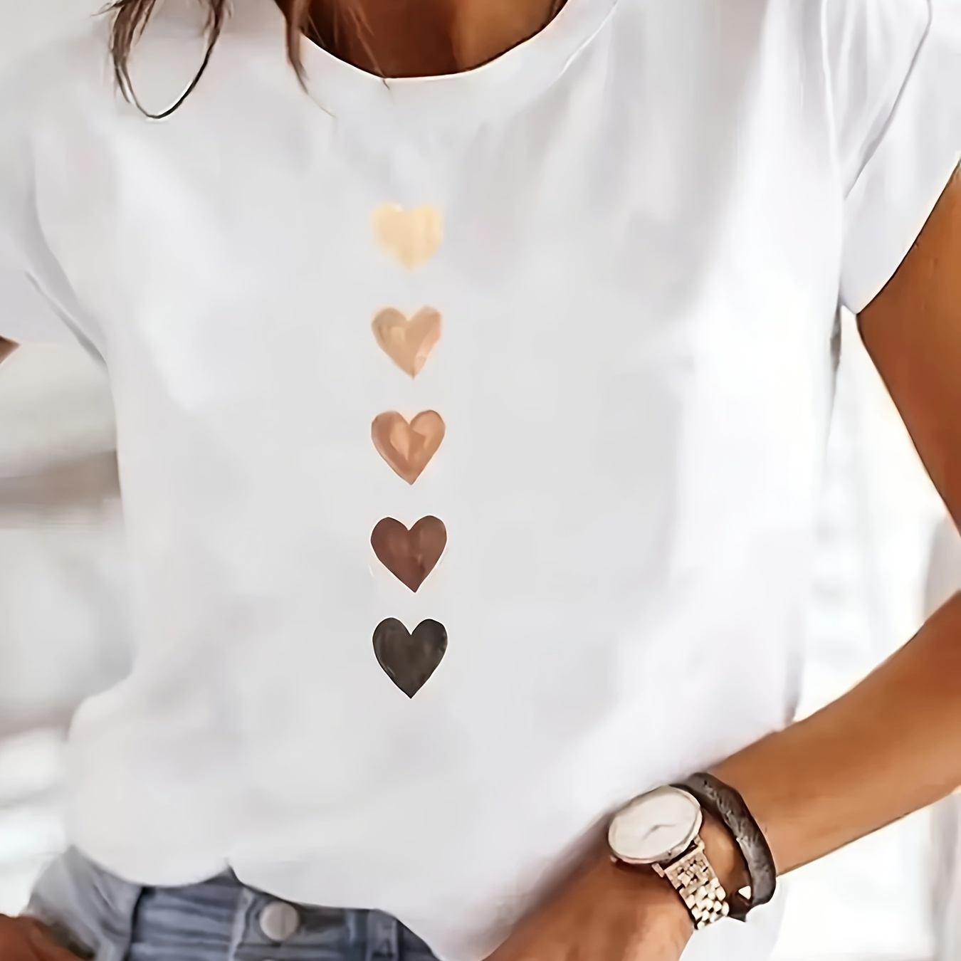 

Spring And Summer Women's Casual Short Sleeved T-shirt, Heart-shaped Pattern Round Neck T-shirt, Women's Clothing