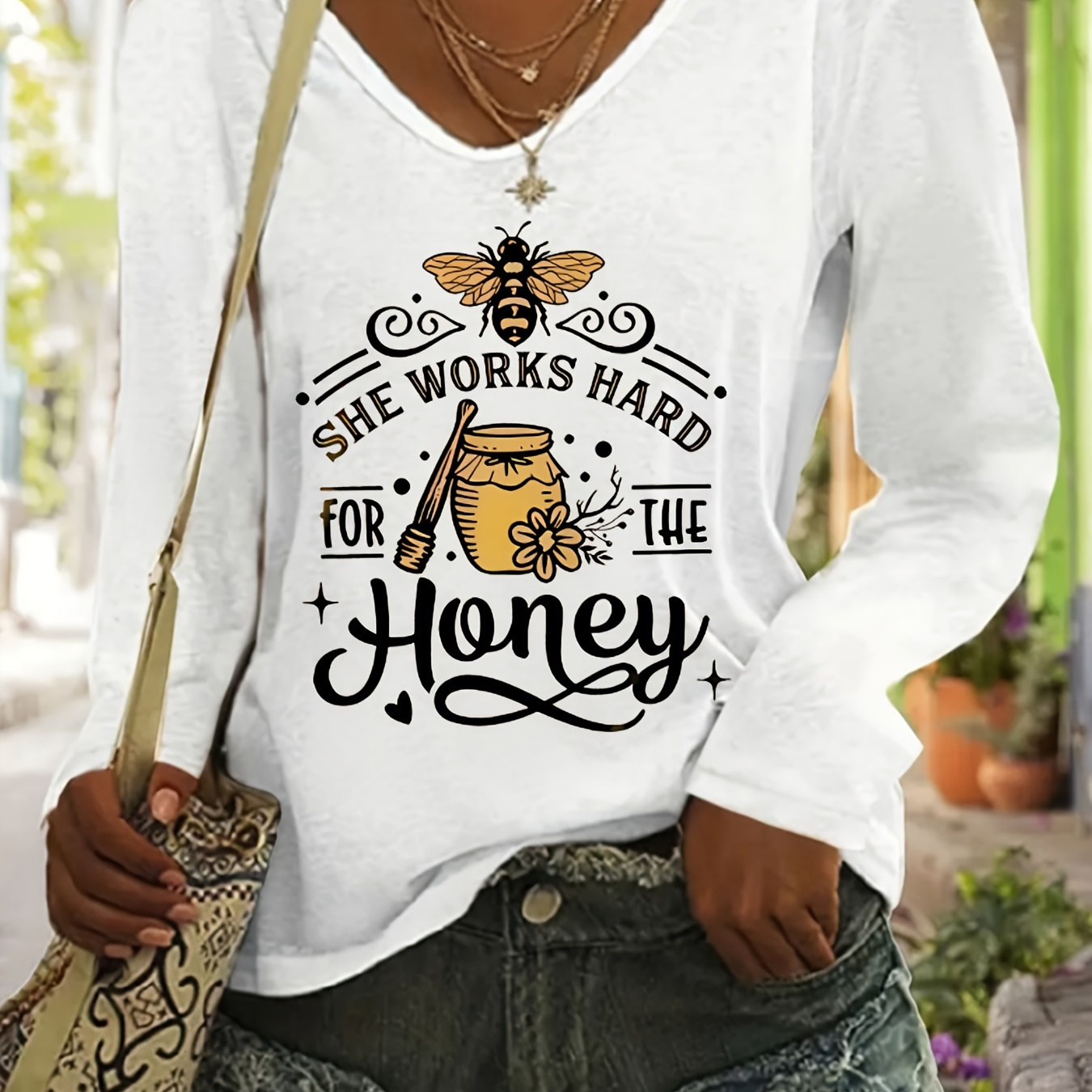 

Bee Print T-shirt, Long Sleeve V Neck Casual Top For Spring & Fall, Women's Clothing