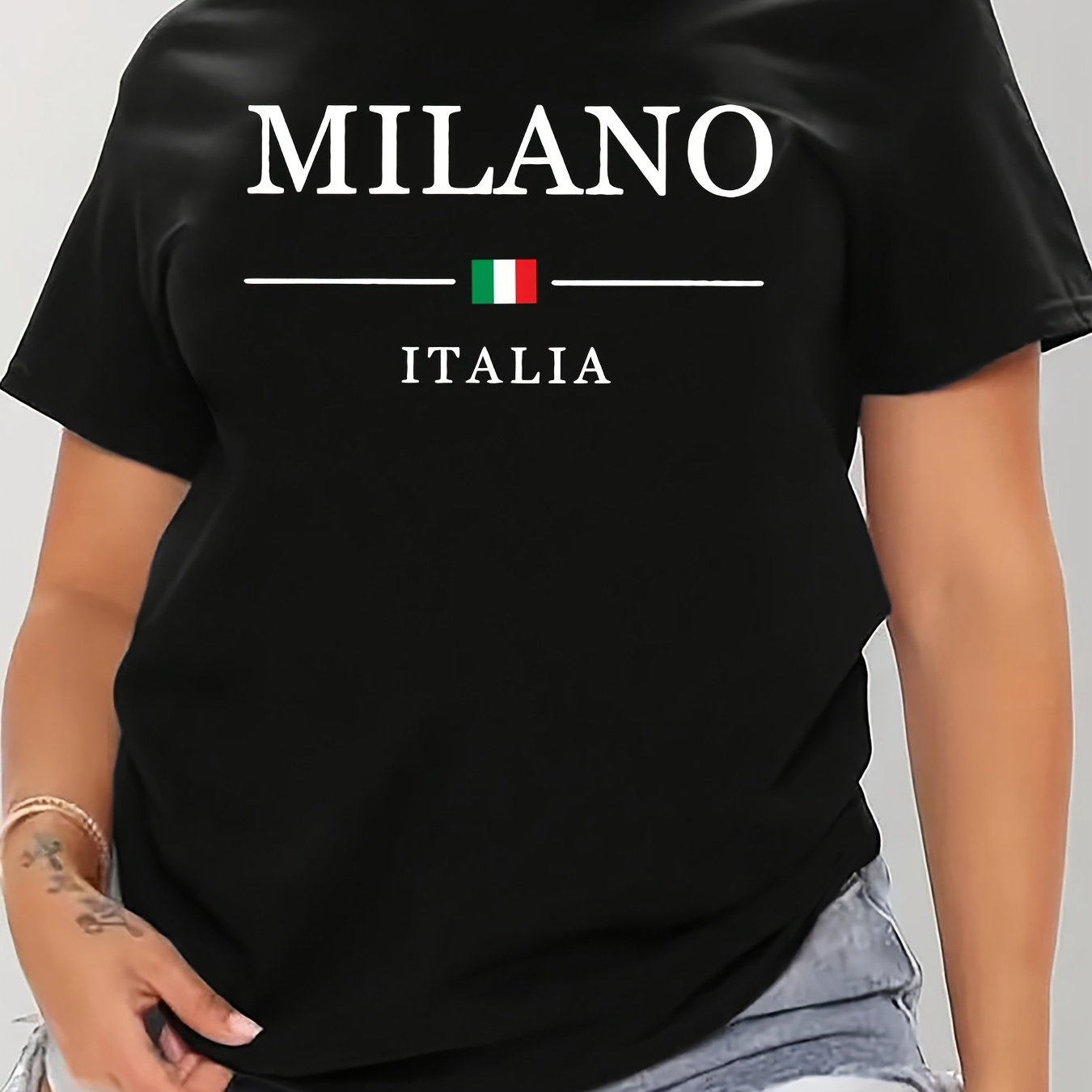 

Women's Plus Size Casual Sporty T-shirt, Milano Italia Print, Comfort Fit Short Sleeve Tee, Fashion Breathable Casual Top