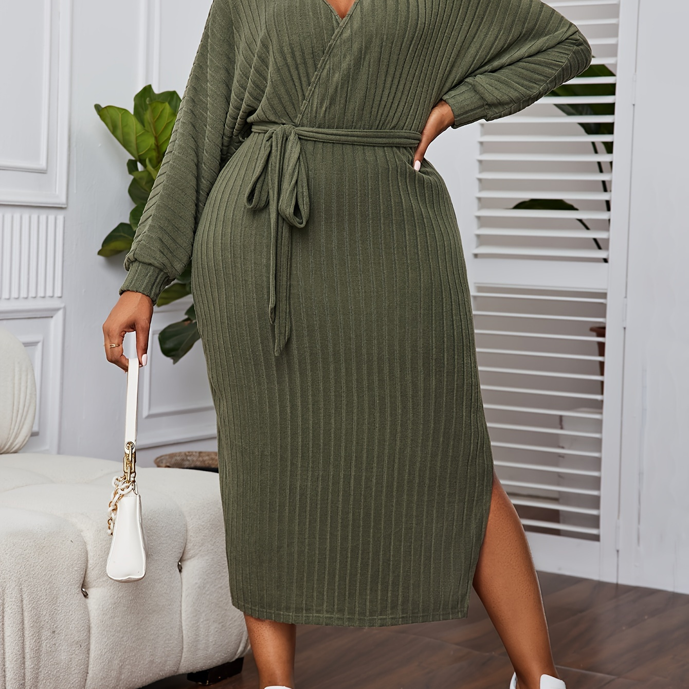 

Plus Size Ribbed Solid Belted Dress, Casual V Neck Long Sleeve Dress For Spring & Fall, Women's Plus Size Clothing