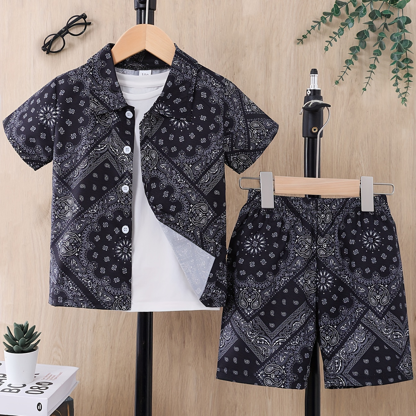 

2pcs Boys Casual Paisley Print Short Sleeve Lapel Shirt & Shorts Set, Comfy Summer Boys Clothing