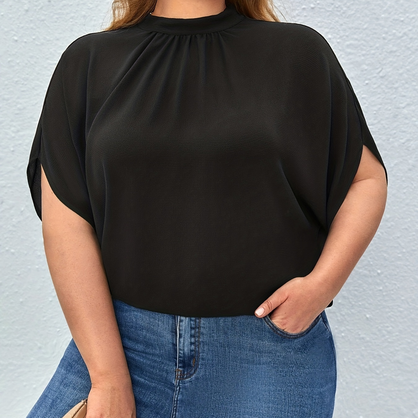 

Plus Size Casual T-shirt, Women's Plus Solid Batwing Sleeve Round Neck Cut Out Tie Back Loose Fit T-shirt