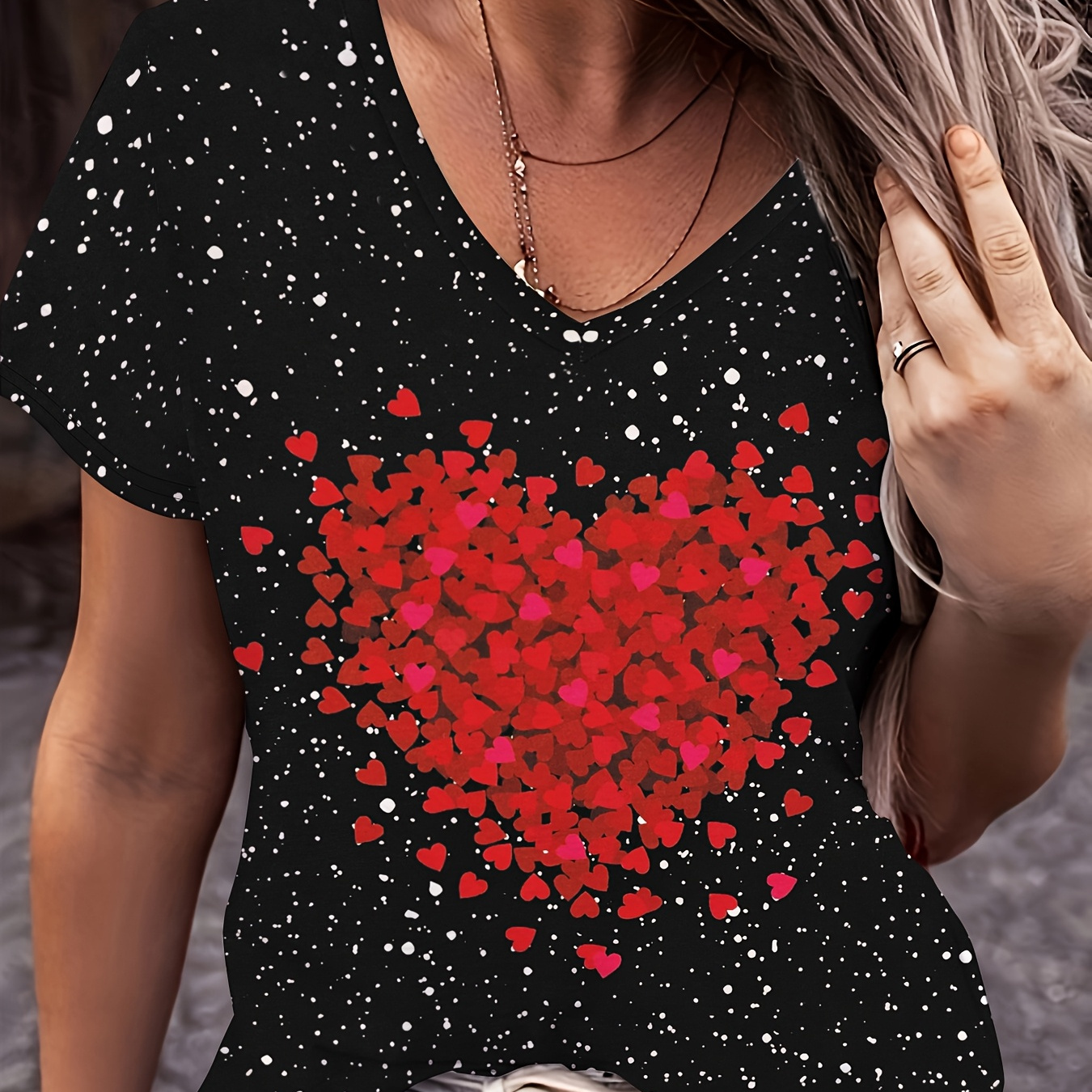 

| Chic & Comfy Women's V-neck T-shirt With Romantic 3d Heart Print - Breathable Polyester , Short Sleeve Casual Sporty Tee - Ideal For Date Night & Casual Attire - Machine Washable