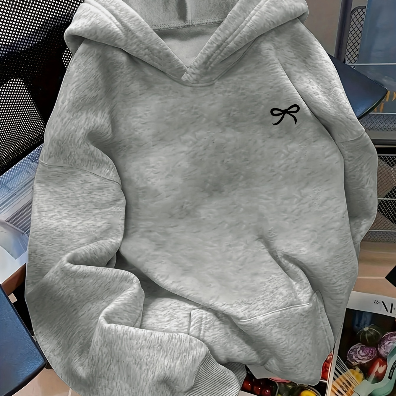 Women'S Hoodie - Maroon One-Piece Sweatshirt with Front Bow Accent, Long Sleeve Pullover for Everyday & Formal Outfits - All-Season Casual Women'S Clothing, Sweater Hoodie, Comfortable Clothing, Elegant Design, Quality Stitching, Stylish Hoodie, Fashion Lovers, Versatile Top, Geometric Print, Durable Material, Fashionconscious Women