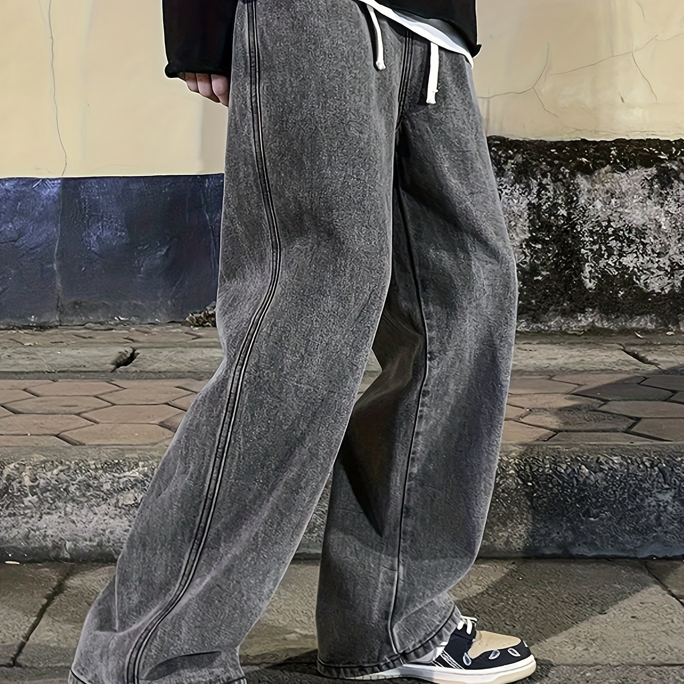 

Men's Loose Solid Denim Trousers With Pockets, Causal Drawstring Jeans For Outdoor Activities