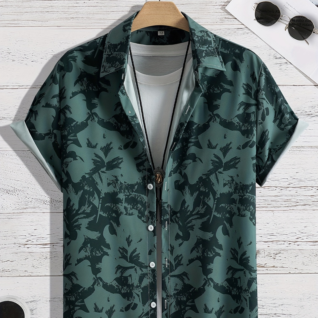 

Flower Silhouette Pattern, Men's Casual Short Sleeve Shirt, Male Hawaiian Shirt For Summer Beach Vacation