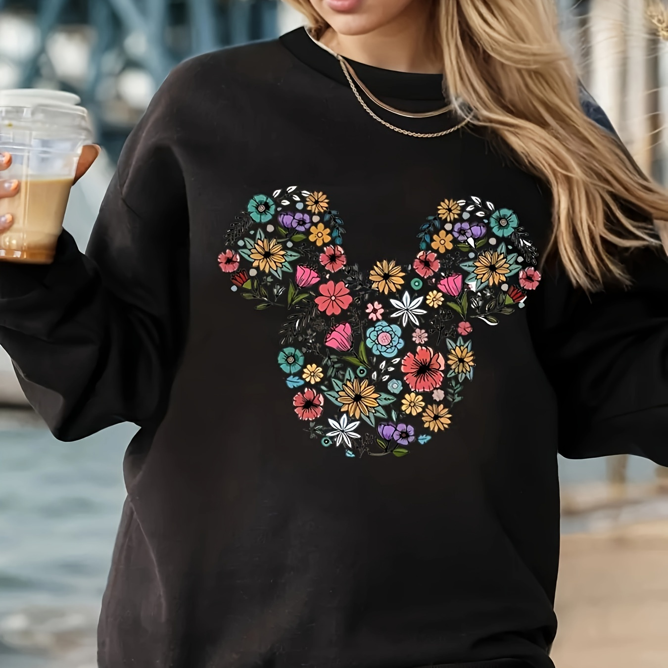 

Plus Size Floral Print Pullover Sweatshirt, Casual Long Sleeve Crew Neck Sweatshirt For Fall & Spring, Women's Plus Size Clothing