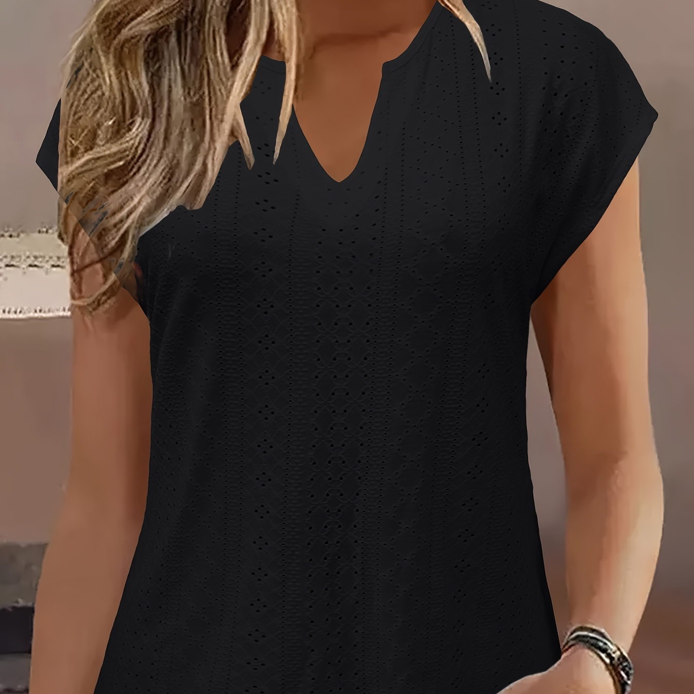 

Plus Size Eyelet Cut Out T-shirt, Casual Notch Neck Short Sleeve T-shirt, Women's Plus Size clothing