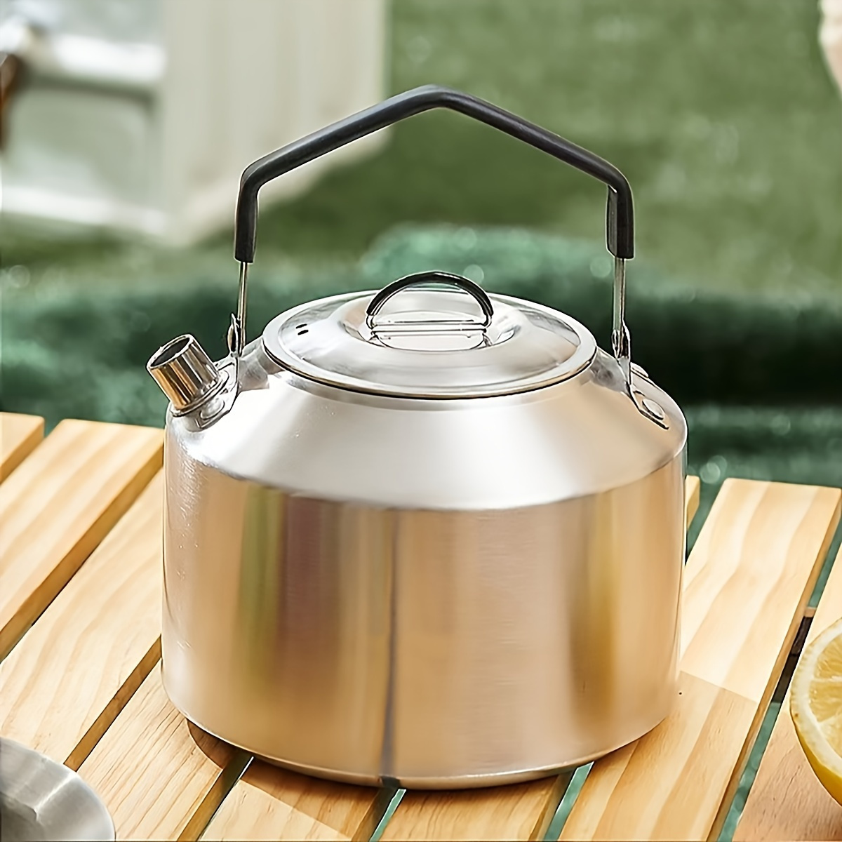 Batterie de cuisine de camping légère bouilloire en acier inoxydable 304  ménage grande capacité sifflet bouilloire théière extérieure bouilloire à  gaz universelle adaptée à la maison camping intérieur : : Cuisine  et