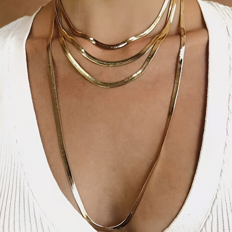 

Simple Exaggerated Multilayer Golden Snake Bone Chain Necklace For Party Beach Banquet