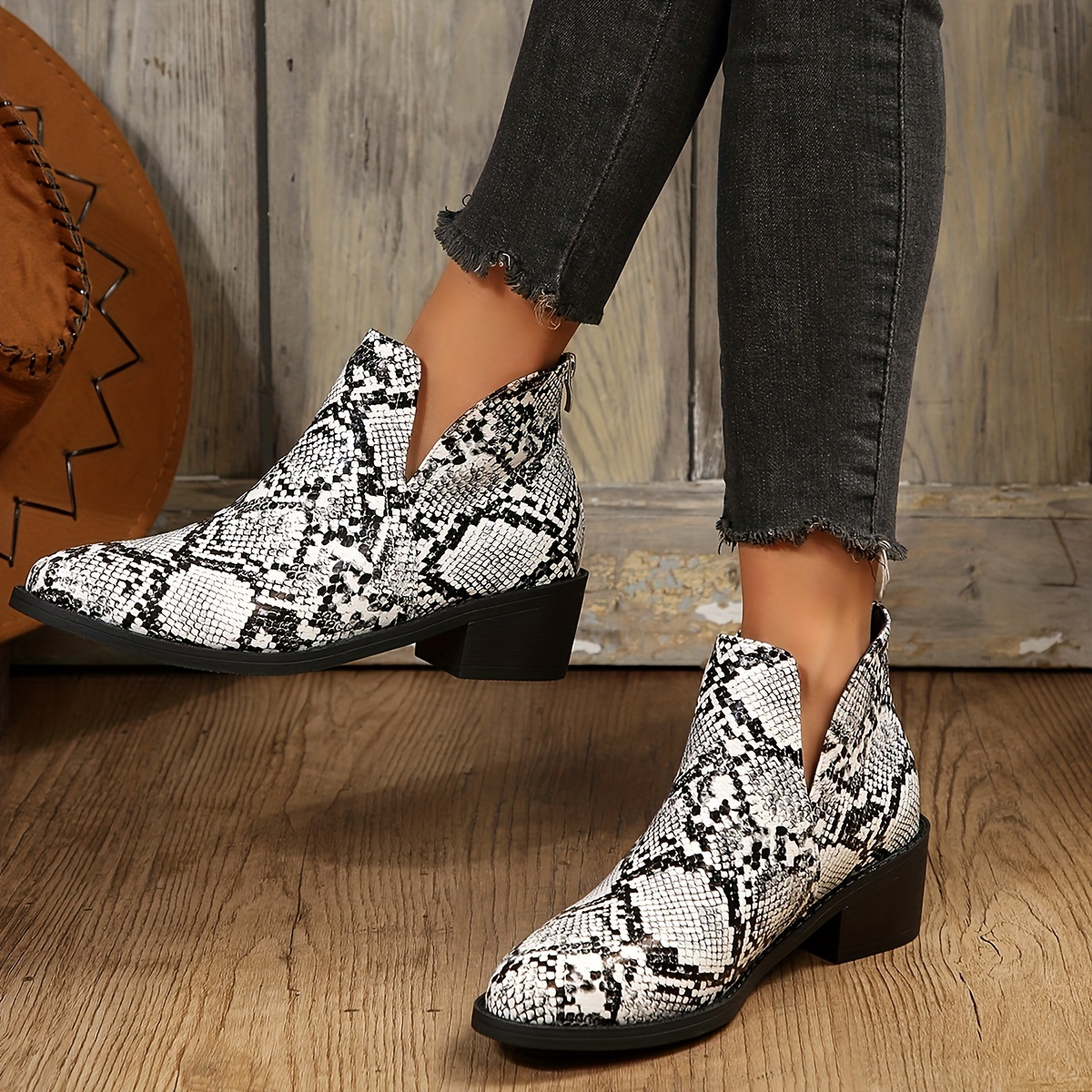 Snake print 2024 shoe boots