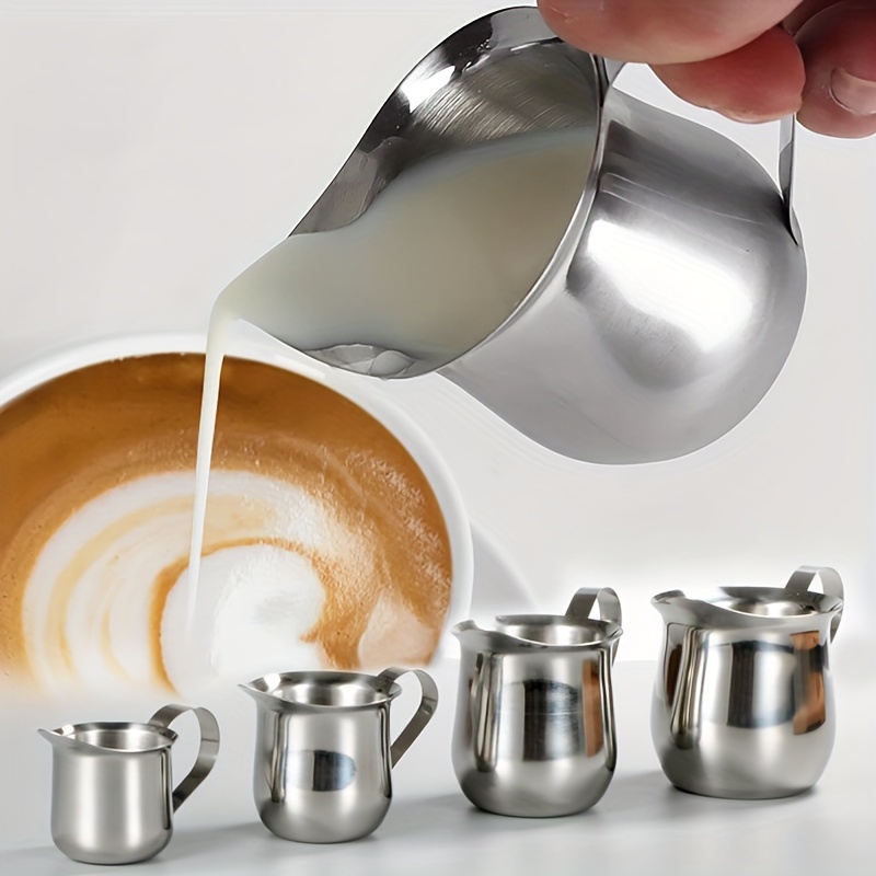 Jarra de espuma de leche de 32 onzas, taza de acero inoxidable con doble  escala de medición, perfecta para espumador de leche Latte Art, taza