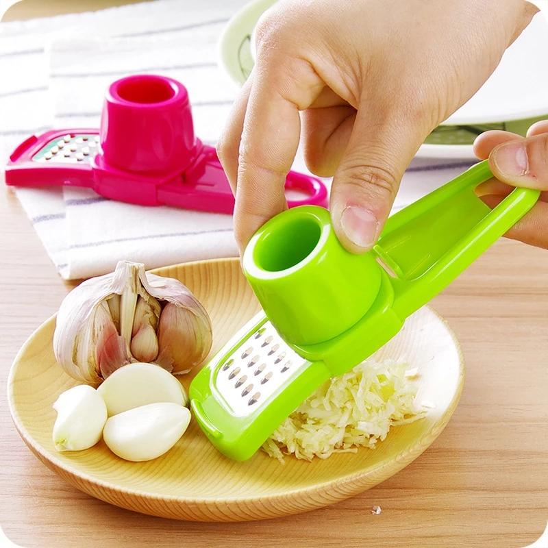  Kitchen Gadgets Set 5 Pieces, Space Saving Cooking Tools Kitchen  Accessories - Fruit/Vegetable Peeler, Cheese/Chocolate Grater, Bottle  Opener, Pizza Cutter, Garlic/Ginger Grinder Gift Set (Black): Home & Kitchen
