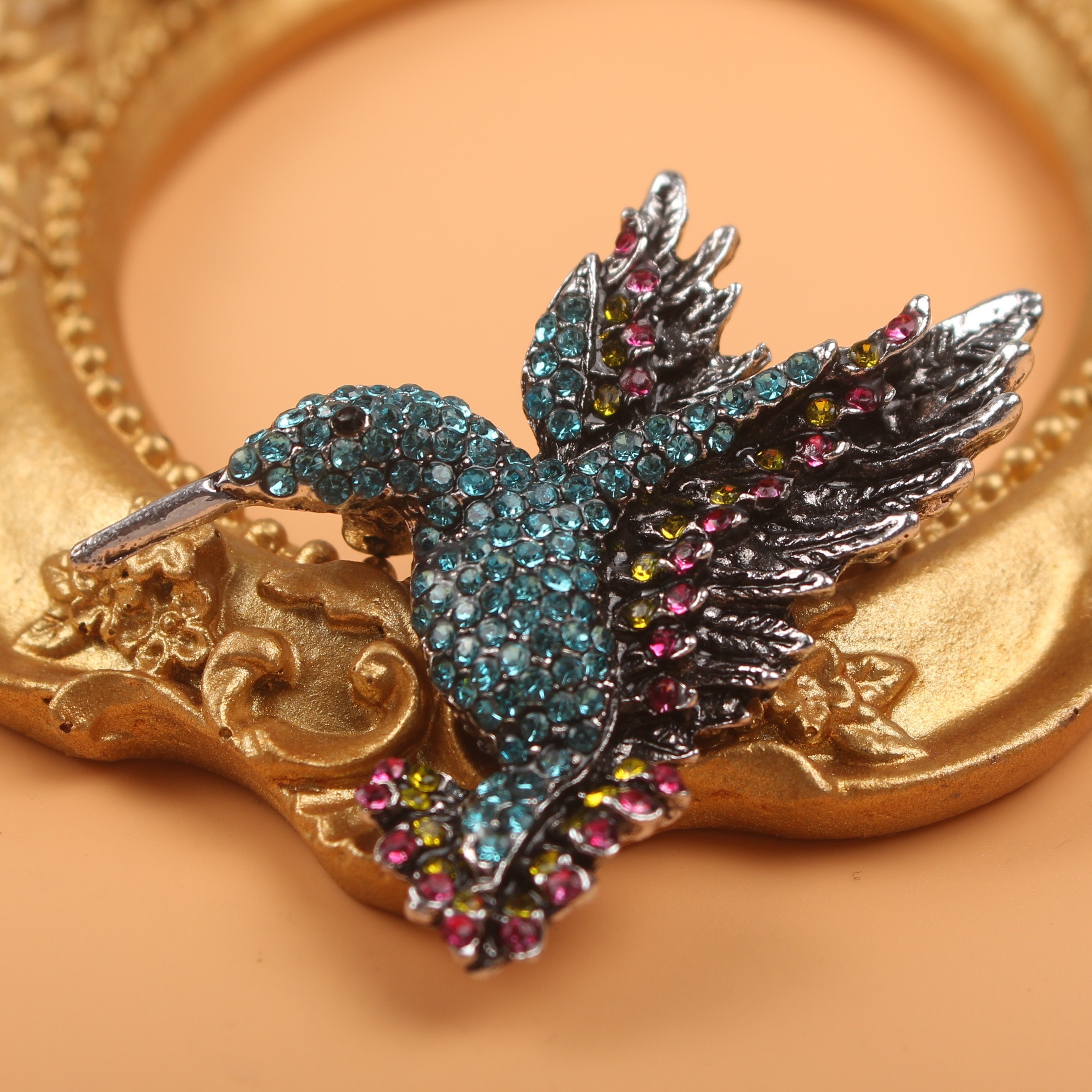 Vintage Colorful Rhinestone Flying Bird Brooch Pin Women Shirt Jewelry  Decor 