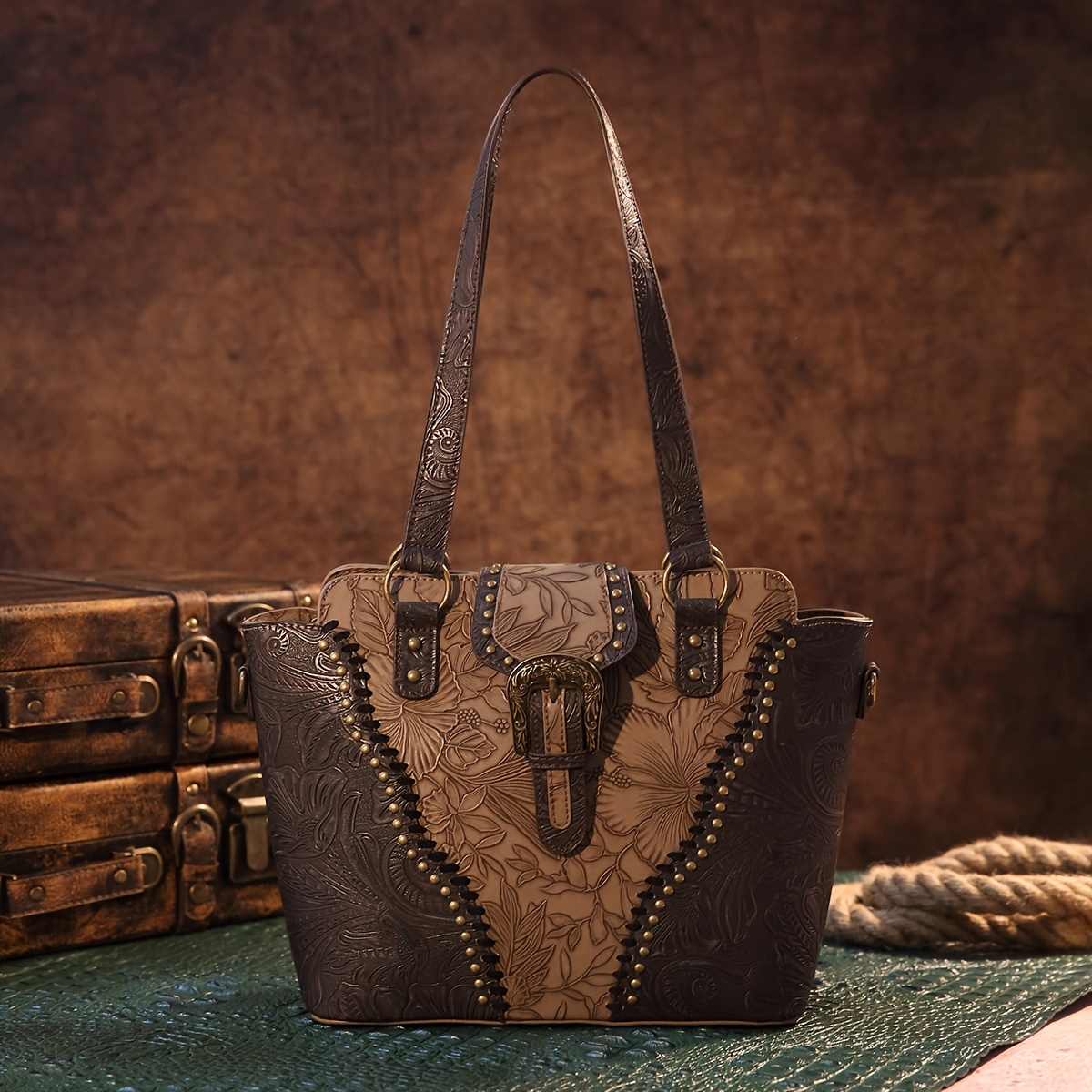 Western store tote bags