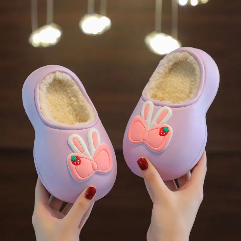 Baby best sale fleece slippers