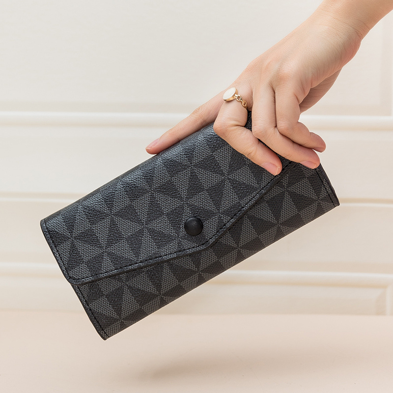 Geometric Pattern Long Wallet