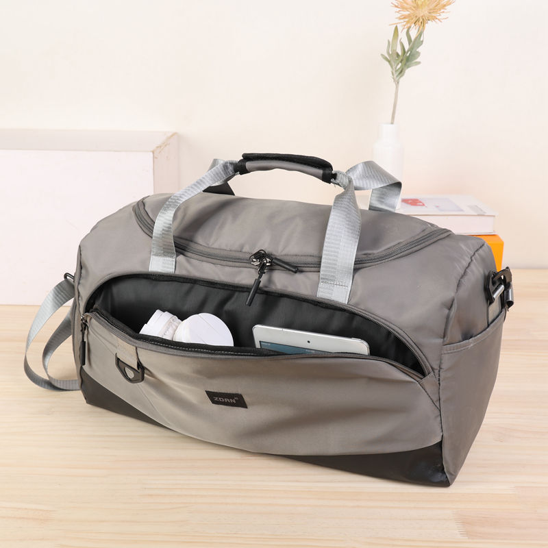 Large Capacity Lightweight Duffel Bag Gym Bag