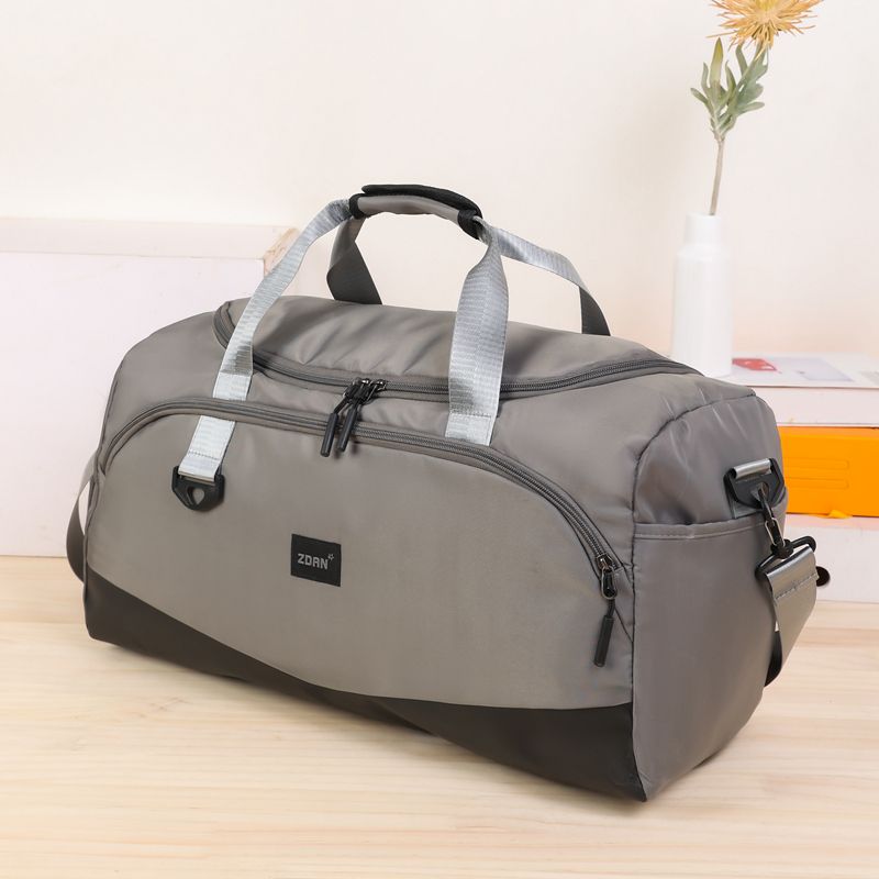 Large Capacity Lightweight Duffel Bag Gym Bag