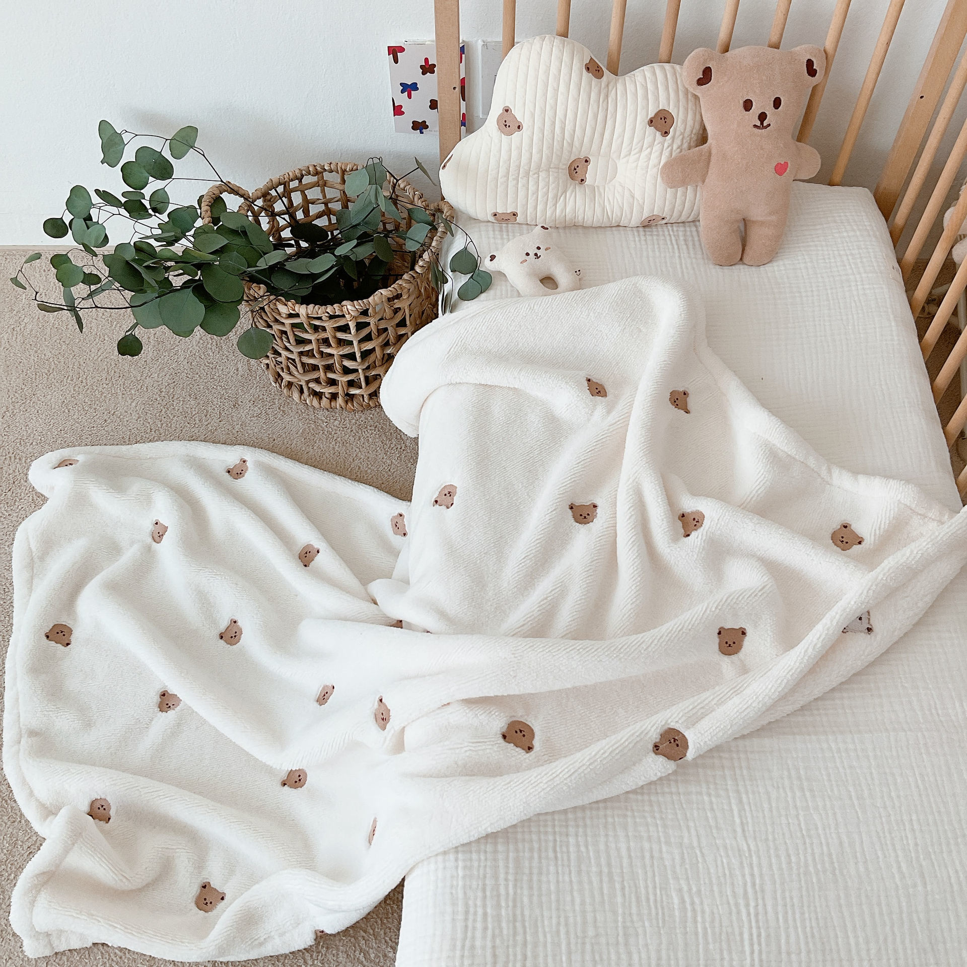 Adorable Animal Embroidery Wrap Blanket for Nap Time