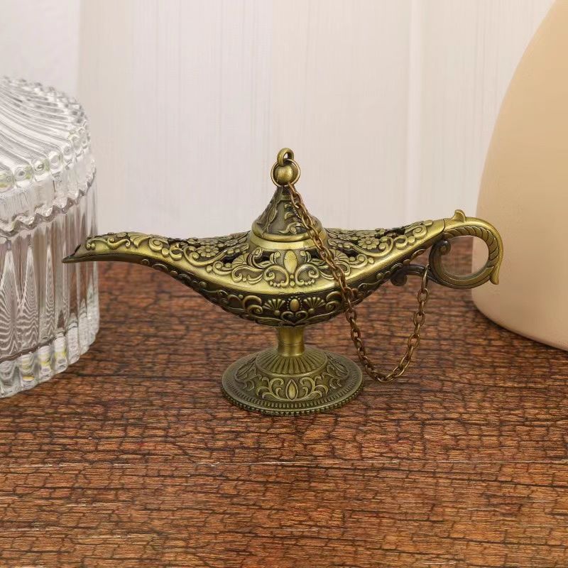 Stunning aladdin brass genie lamp for Decor and Souvenirs 