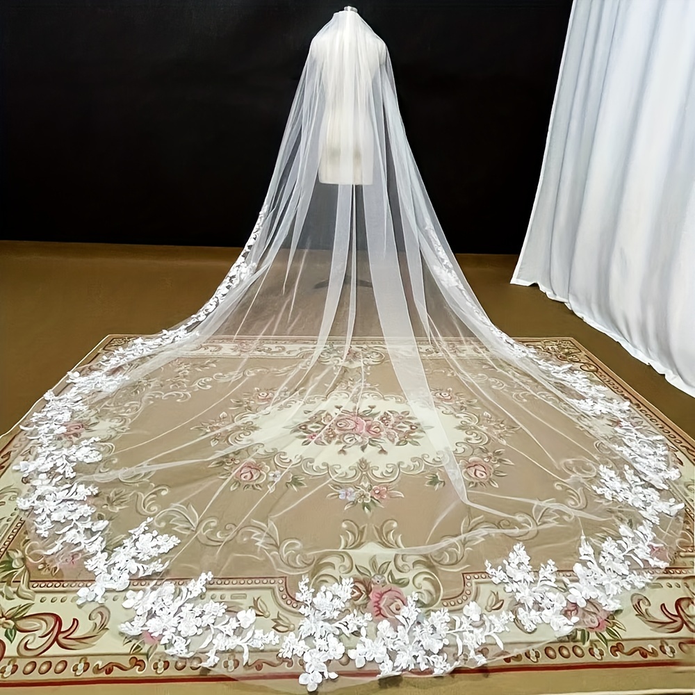 https://img.kwcdn.com/product/with-cathedral-style-veil-lace-embroidery-veil-with-comb-wedding-accessories/d69d2f15w98k18-c563adbc/Fancyalgo/VirtualModelMatting/7612843c9689f881fc1f782e9f72fd8f.jpg?imageView2/2/w/500/q/60/format/webp