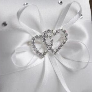 1pc, Bride To Be White Pearl Rhinestone Crown, Wedding Decoration Headband, Wedding Honeymoon Headwear, Bride Shower Bachelorette Party Decor, Bride Gift