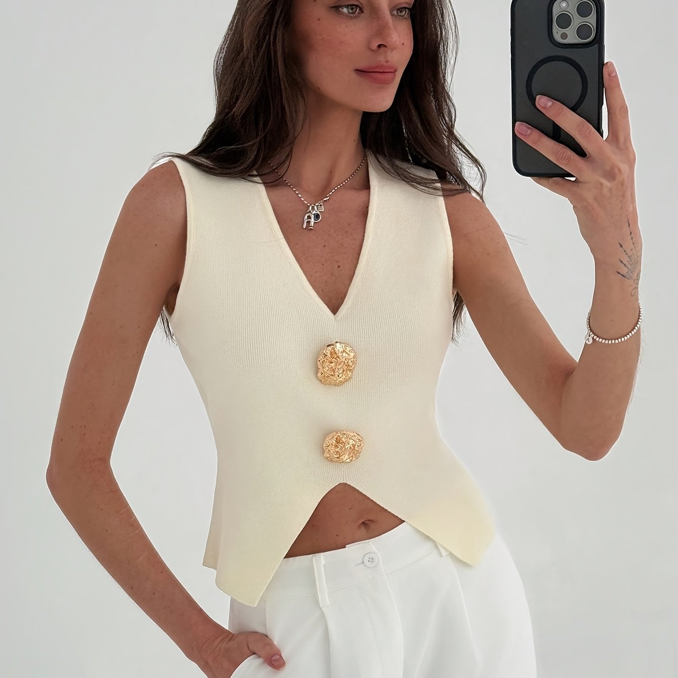 JOYSONS Women&#39;s Sleeveless Vest - Lightweight Layering Piece, Slim Fit H-Silhouette Waist, Golden Buttons, Non-Transparent Office &amp; Everyday Chic, Machine Washable Elegant Blouse for Women, Casual Chic Wear, Sophisticated Design, Smooth Texture Fabric, Nontransparent Material