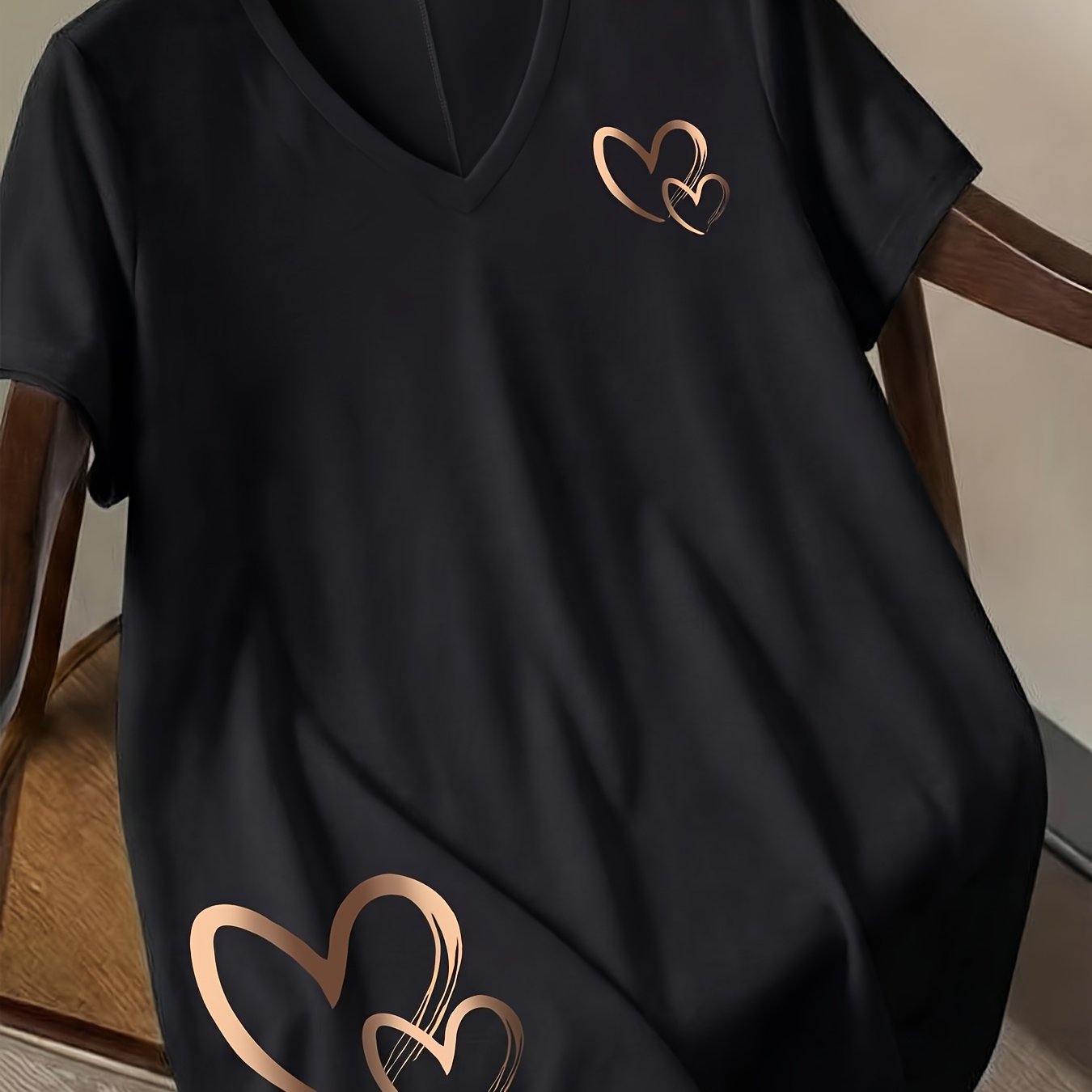 TEMU Plus Size, Plus Size Women's V-neck Geometric Pattern T-shirt