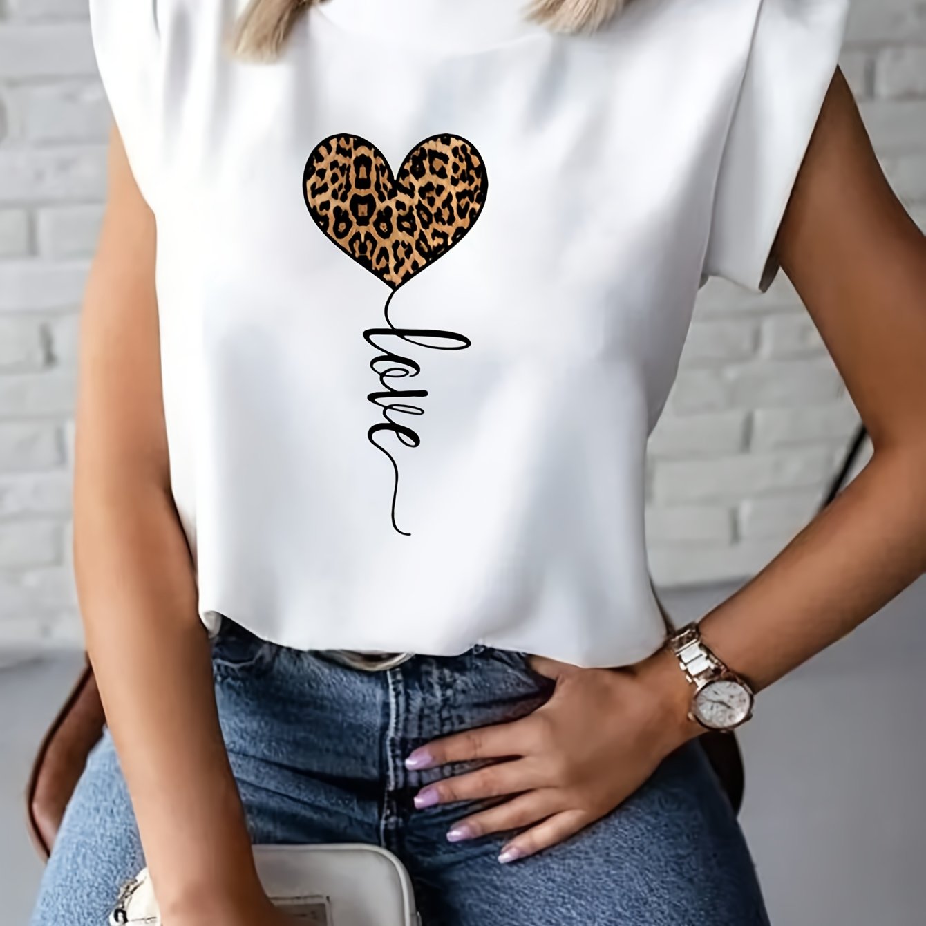 Image of Women's Fashion Printed Short Sleeve T-shirt