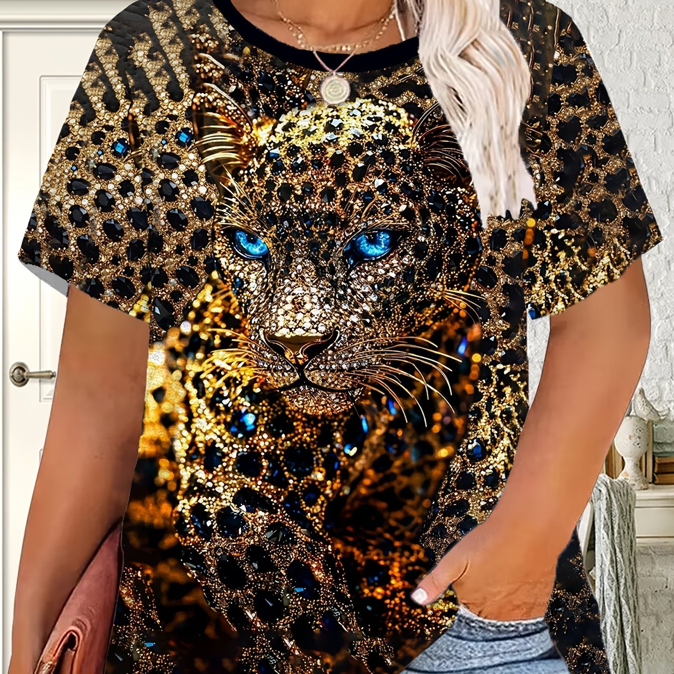 TEMU T-shirt femme à manches courtes et col rond avec imprimé tête de léopard de et base dorée, haut de couverture et luxueux de style