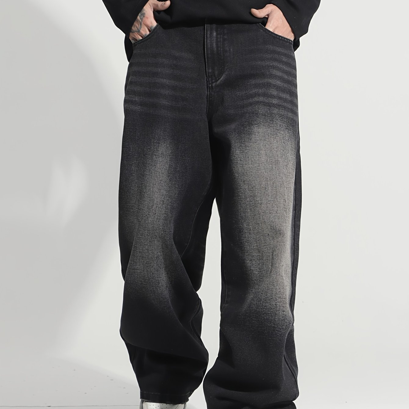 American-style Vintage Washed Loose-fit Men's Jeans (belt And Additions Not Included)