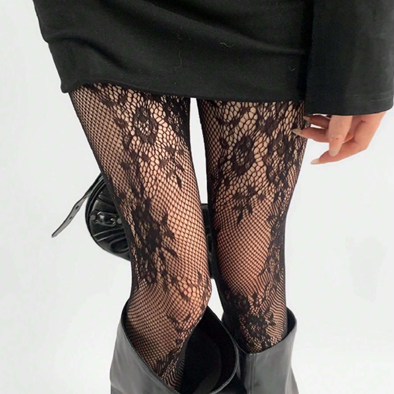 Image of 1 Pair Of Black Floral Pattern Women's Fishnet Stockings | Lace Trim, Cut-out Design, Sexy Breathable Tights