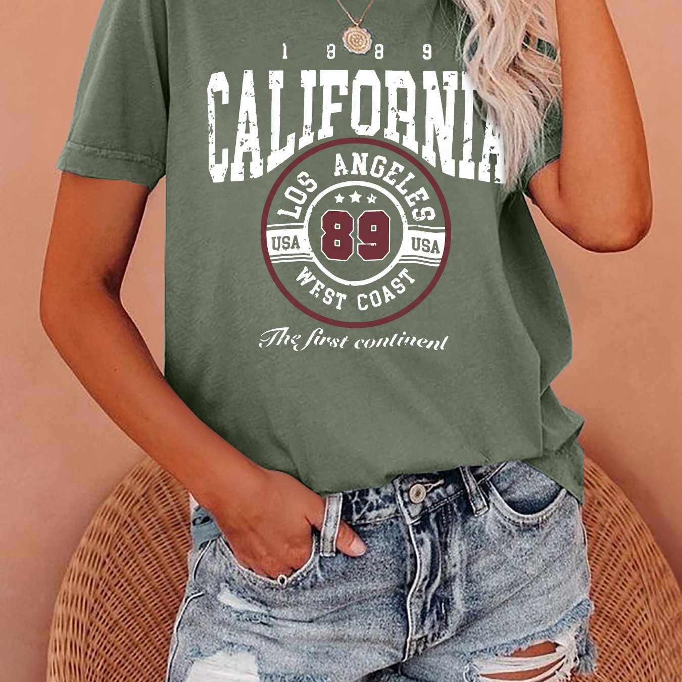 Image of Women&;s Vintage 1989 California Los Angeles Graphic T-shirt - Soft Olive Green Crew Neck Short Sleeve Top With Letter Print, Machine Washable Casual Summer & Spring Tee, Everyday Shirt