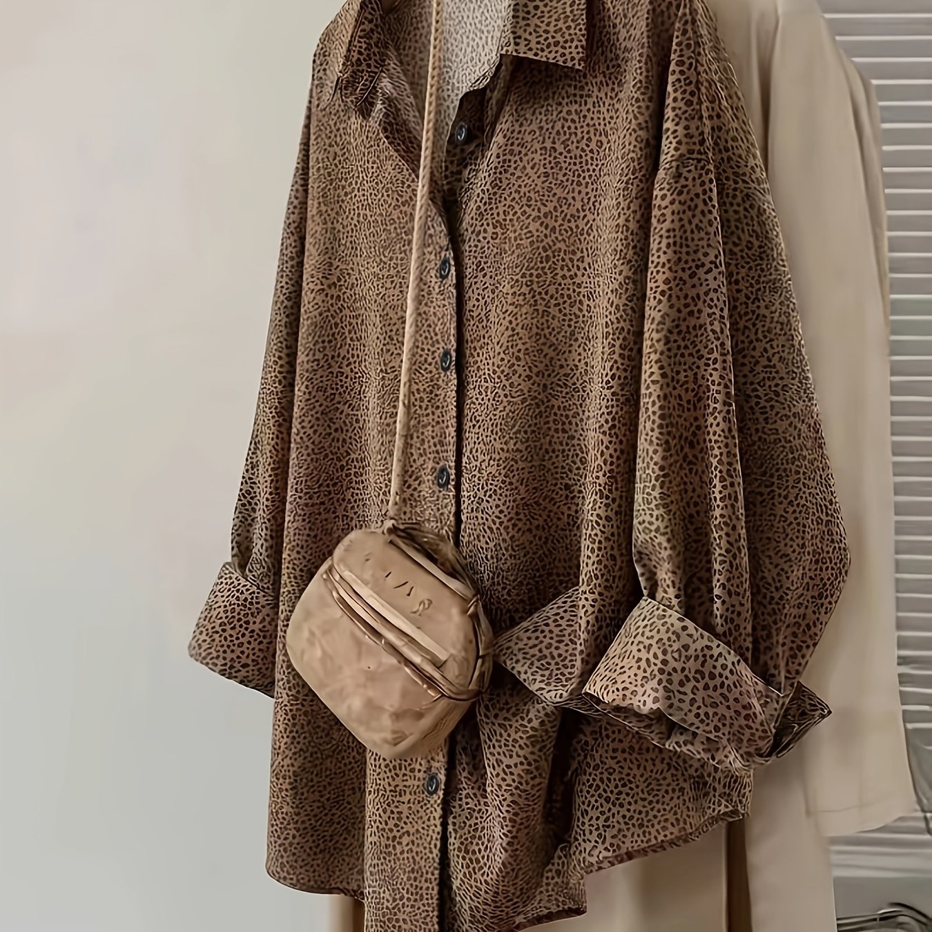 TEMU Chemise grande taille pour femme, style vintage décontracté, à manches longues, avec révers et imprimé léopard , haut décontracté à épaules
