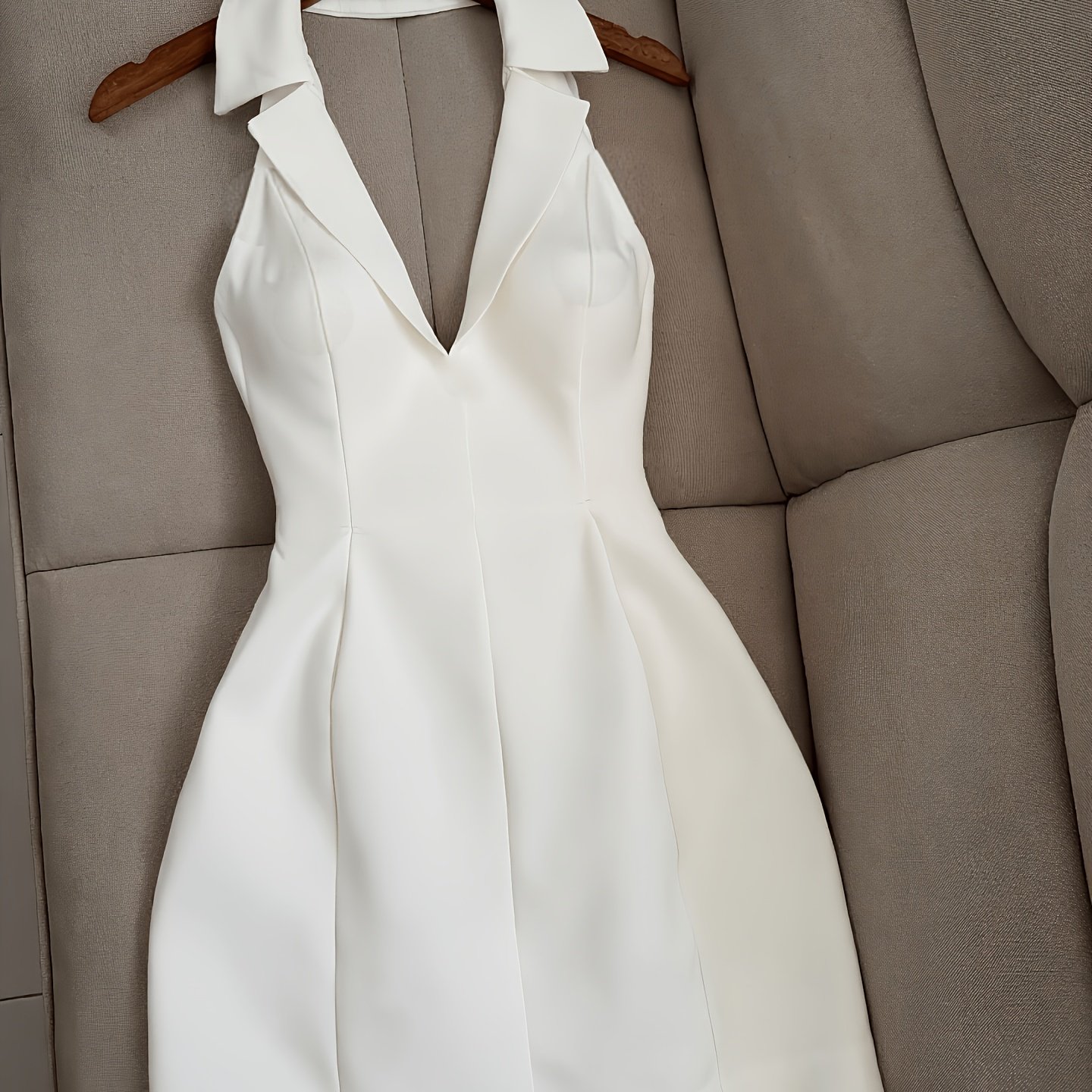 E-shop Neues Damen Ärmelloses Halter V-Ausschnitt Kleid, Blazer-Stil Reversdesign, Sommer Taille-betonendes Rückenfreies Kleid, Elegantes Modisches