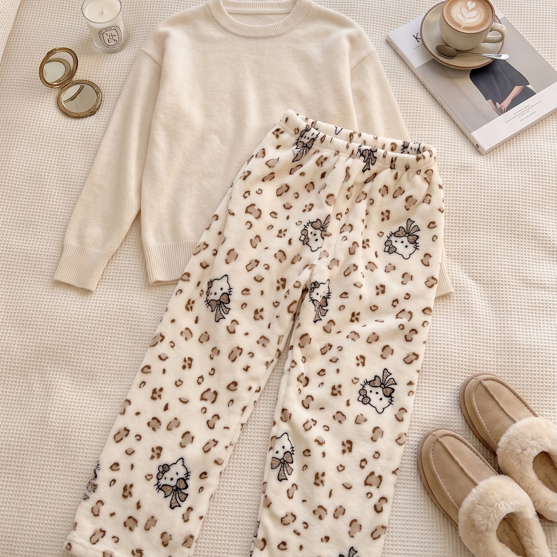 Image of Flannel Kt Cat Cartoon -friendly Warm Long Pants Winter Thickened Trousers Women's Loose Comfortable Long Pants Selling Pants