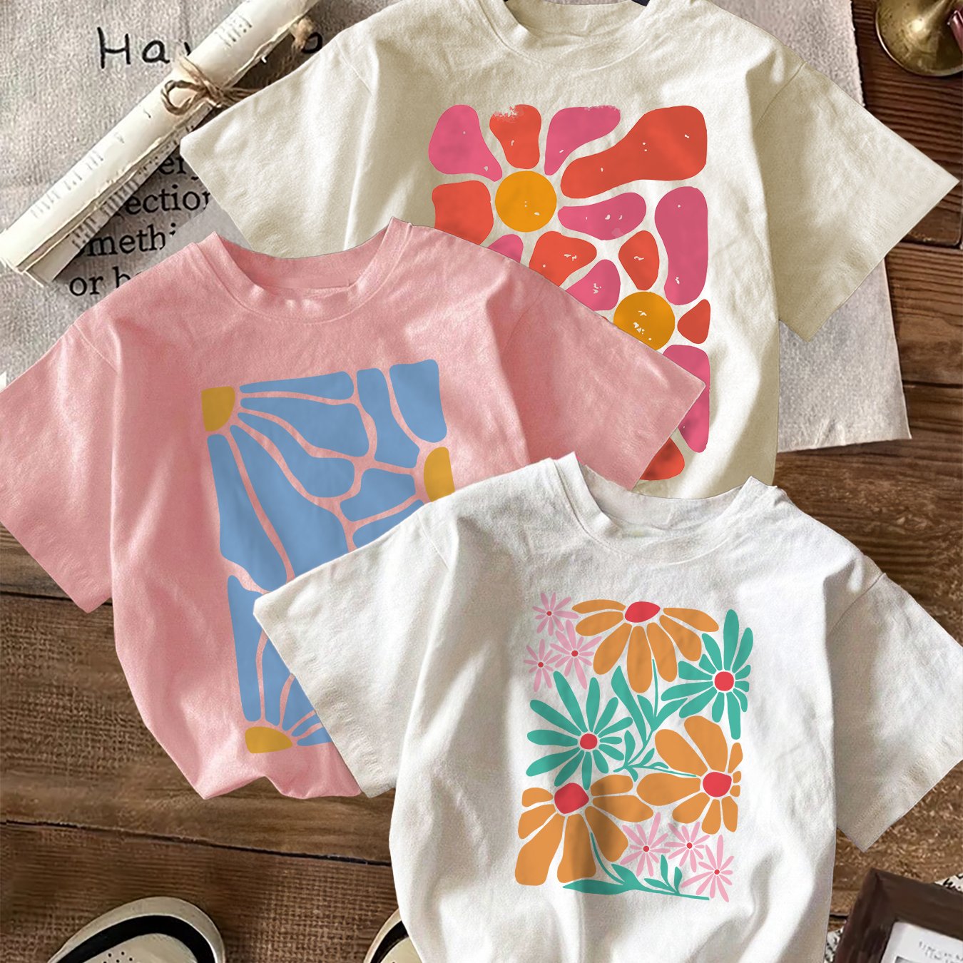 Image of 3pcs Women's Floral Print Short Sleeve Crew Neck T-shirts - Soft , Light With Vibrant Abstract & Tropical Floral Patterns, Breathable, Machine Washable, Casual Tops, Cute Shirts, Summer