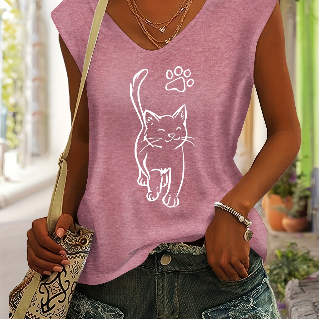 TEMU Women's V-neck Short-sleeve T-shirt With Cute Kitten Print, Simple And Comfortable Casual Top For Spring And Summer, Versatile Blend
