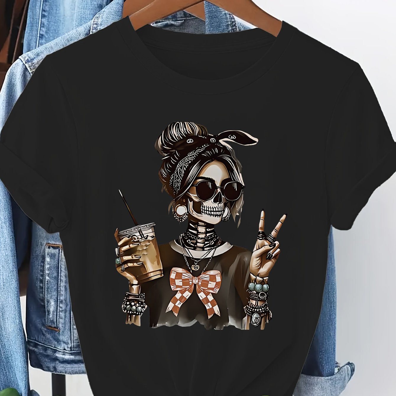 100% Machine Washable Women's Round Neck T-shirt With Skull Design, Skin-friendly, Breathable, And Stylish - 8280