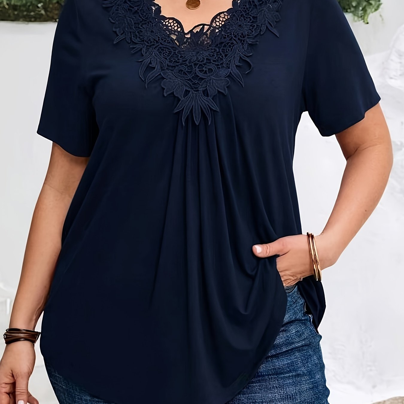 E-shop Damen-Elegantes Kurzarm-T-Shirt in Übergröße mit Spitzenbesatz-Patchwork, Locker geschnittener Mode-Top