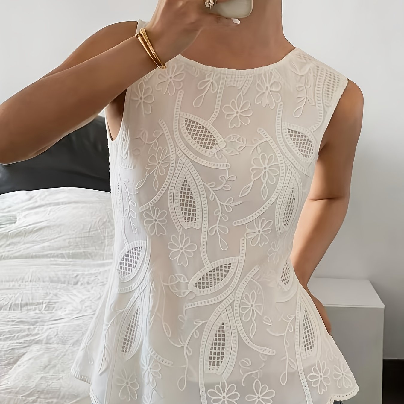 TEMU Women's /summer White Embroidered Pattern Round Neck Sleeveless Loose Fit Elegant Blouse With Lace Hem