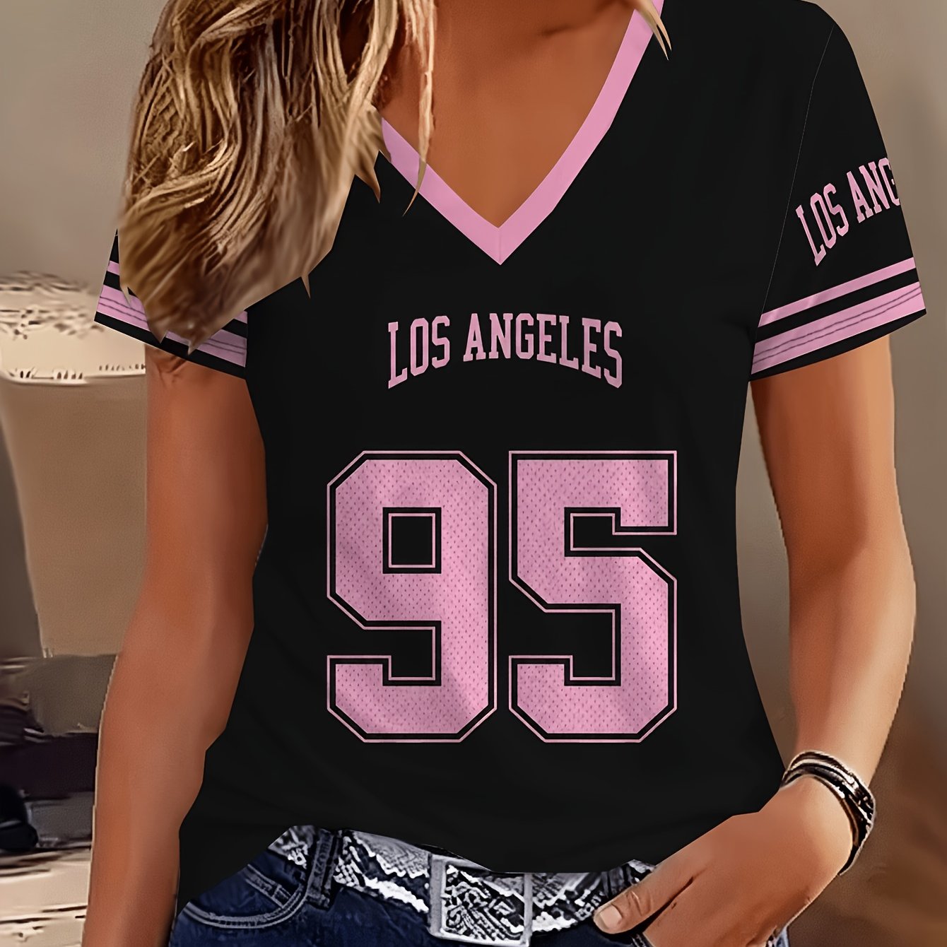 TEMU Black And -blocking V-neck Short Sleeve T-shirt Women's American Los Angeles 95 Number Letter Print Striped Cuff Top