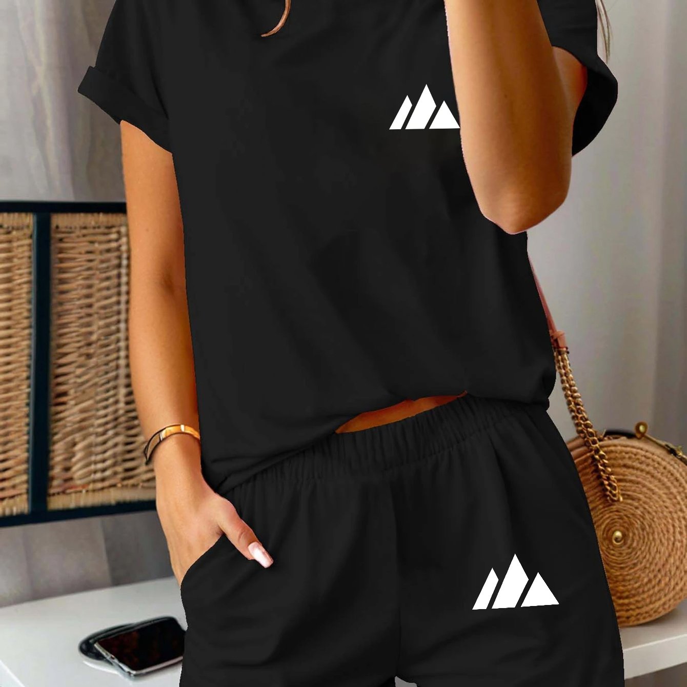 Image of 2pcs Triangle Stacked Print New Y2k Women's Sportswear Summer Casual Round Neck Loose Short Sleeve + Shorts Daily Leisure Fitness Versatile Two-piece Set