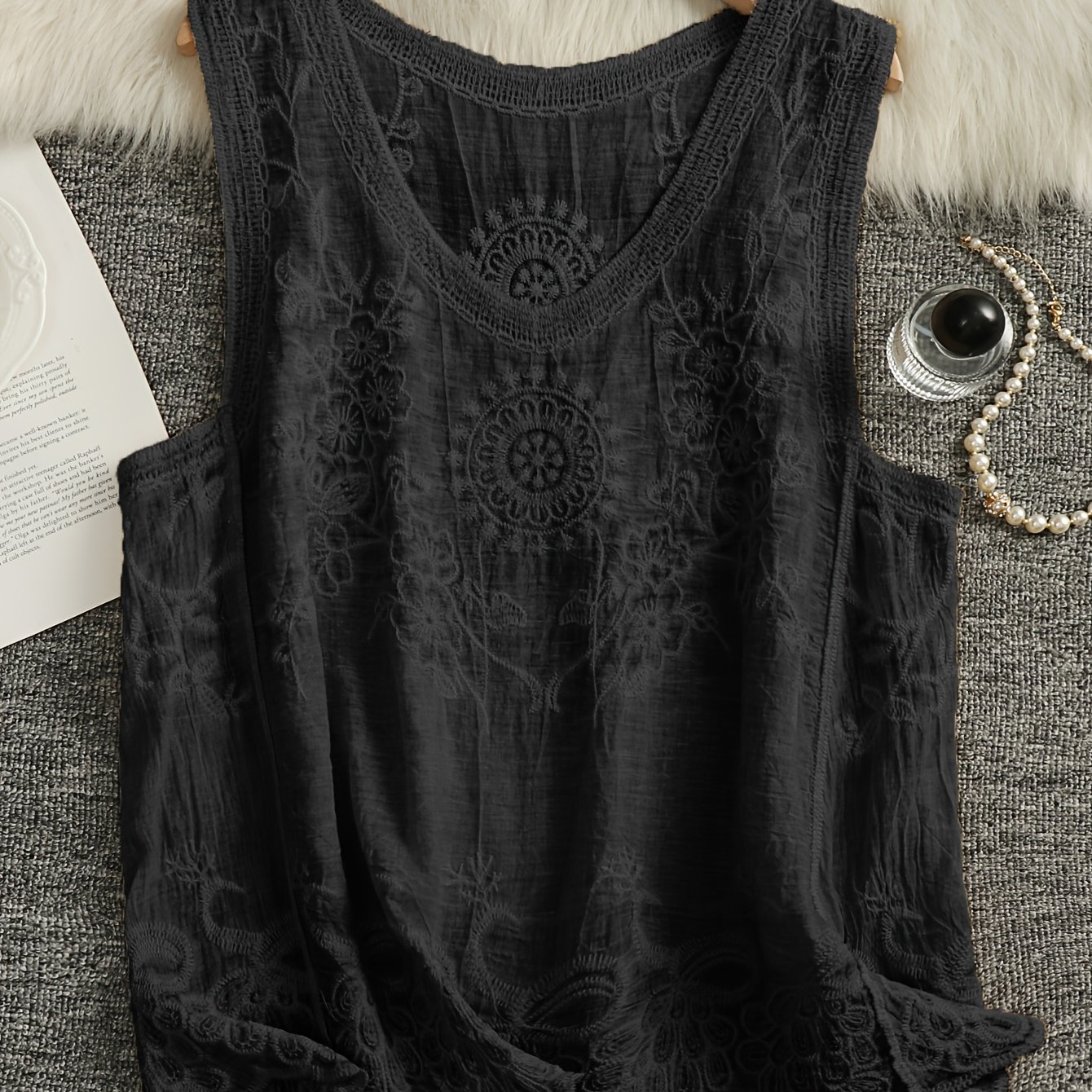 Autumn/winter New Embroidered Vest Comfortable Sleeveless Top Distressed Vintage Dyeing