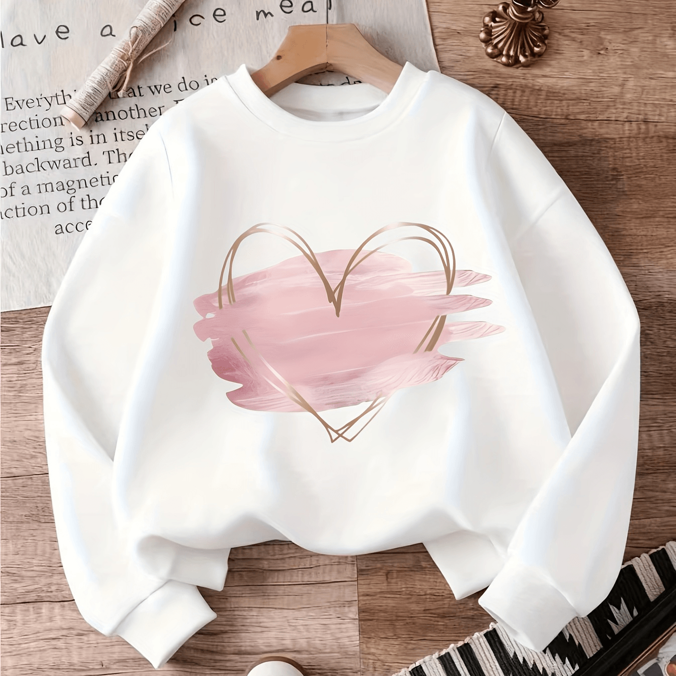 Image of Round Neck Sweatshirt Pink Heart Theme Trendy Print Sweatshirt Neck Sweatshirt Pure Terry Fleece Thickened Round Neck Sweatshirt Autumn Winter Daily Wear School Outfit Gift For Friend
